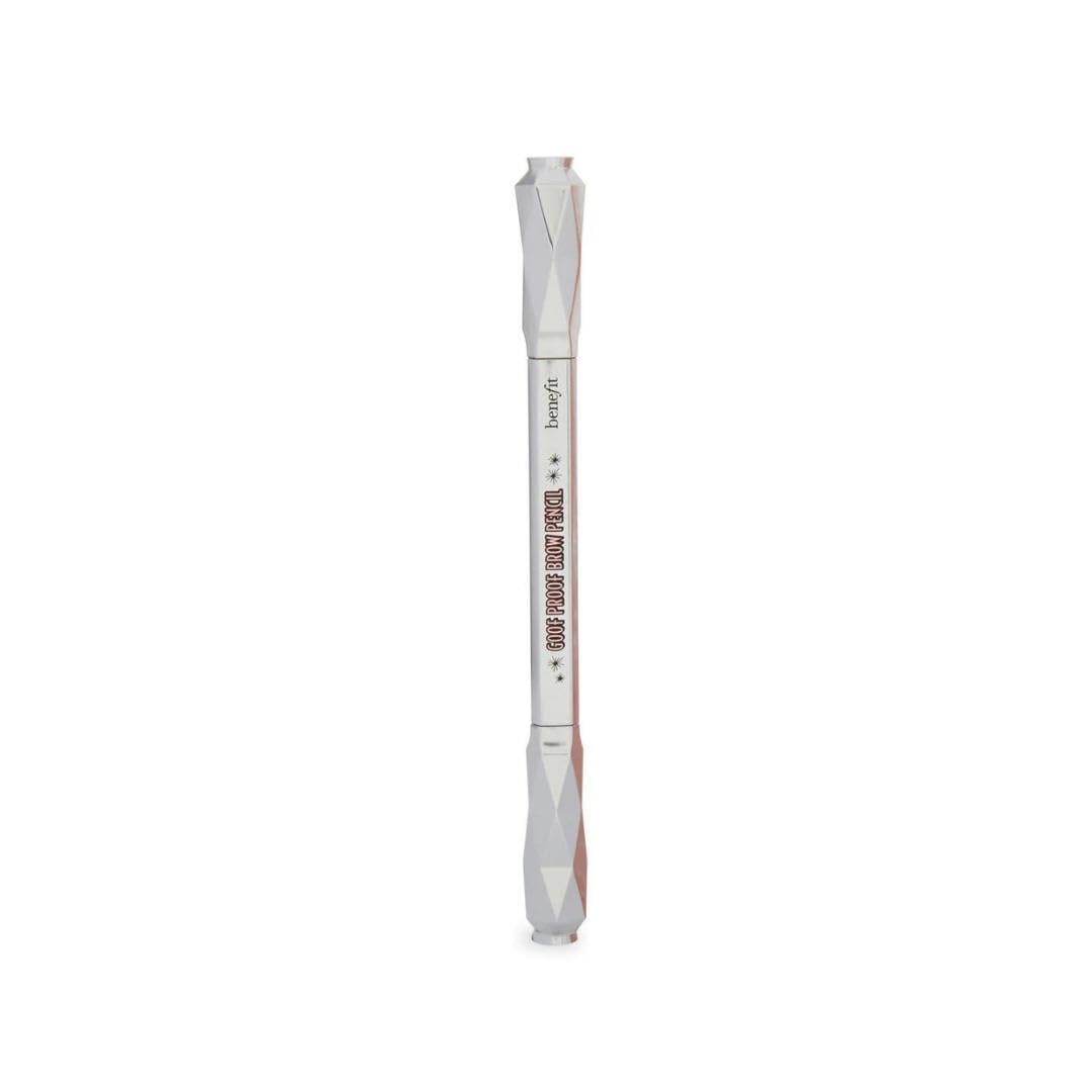 Benefit Goof Proof pencil tip close-up showing angled oval tip for precise strokes
