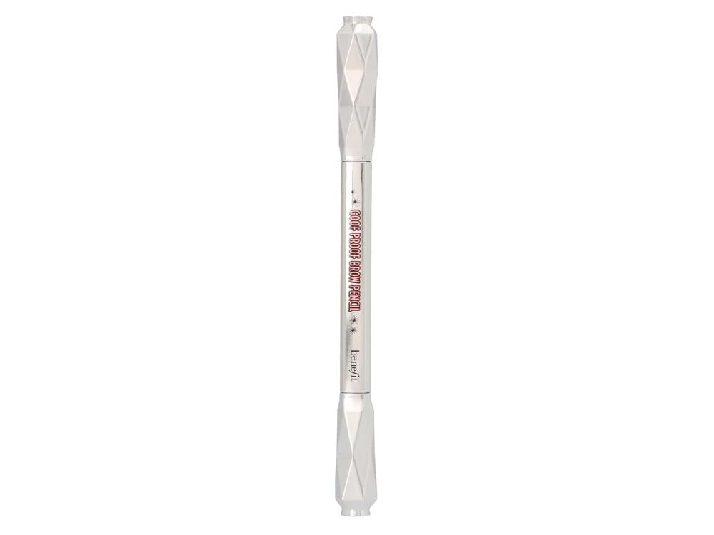 Benefit Goof Proof molded non-sharpen tip close-up for precise shaping benefit