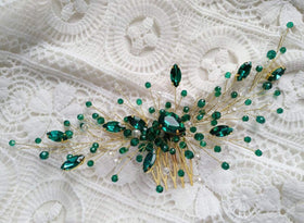 BERYUAN close-up of teardrop crystal detail highlighting sparkle and color