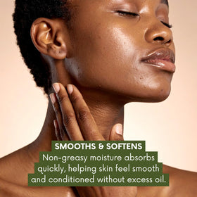 Close-up of Best of Nature oil texture highlighting lightweight, non-greasy finish