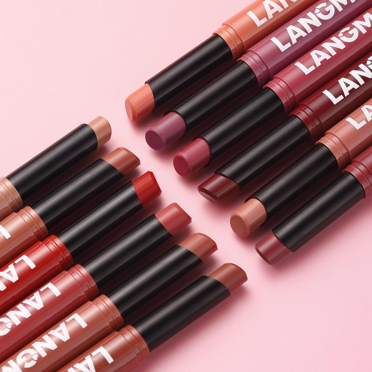 BestLand before-and-after lips showing sharper edges with liner benefit