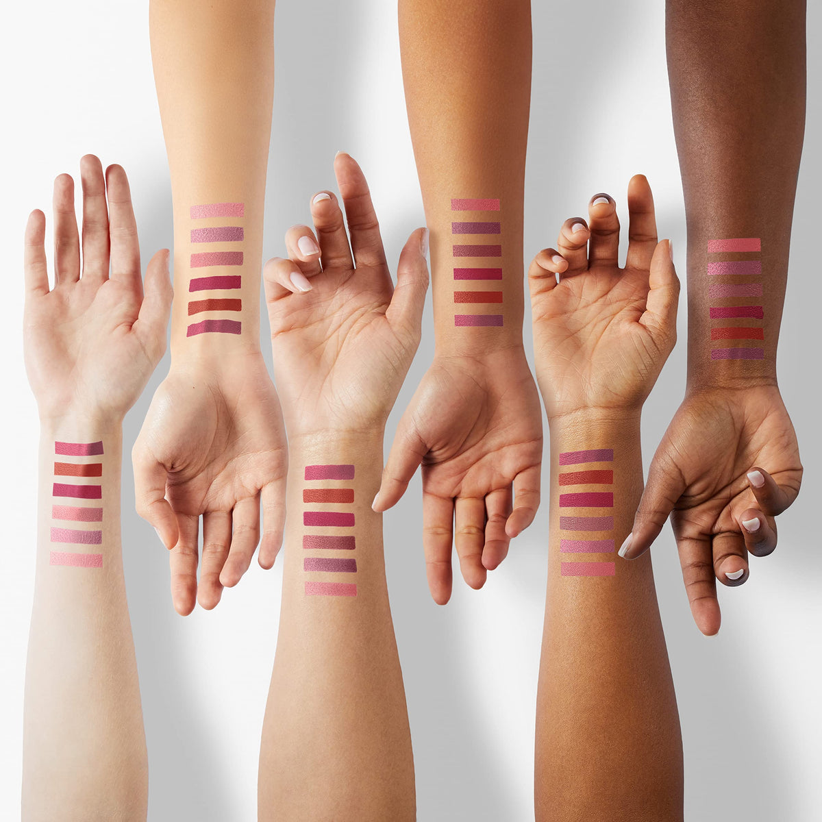 BestLand lip liner tips close-up demonstrating precise, controlled application