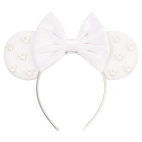 bianbaistar front view showing white velvet ears and bow, elegant styling benefit