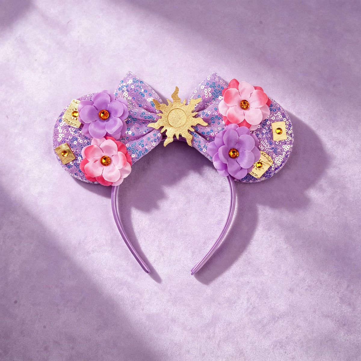 bianbaistar worn during theme park outing, adding whimsical style to outfit