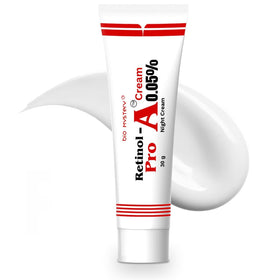 Bio Mystery close-up of cream texture highlighting lightweight absorbency