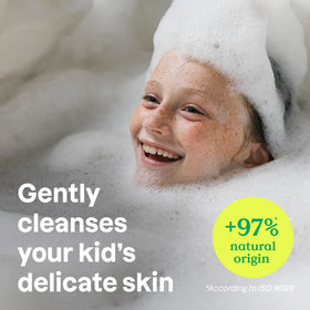 BIO SPECTRA ATTITUDE rich bubble foam in tub creating playful bath time experience