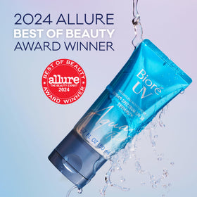 Biore product texture close-up highlighting lightweight, fast-absorbing feel