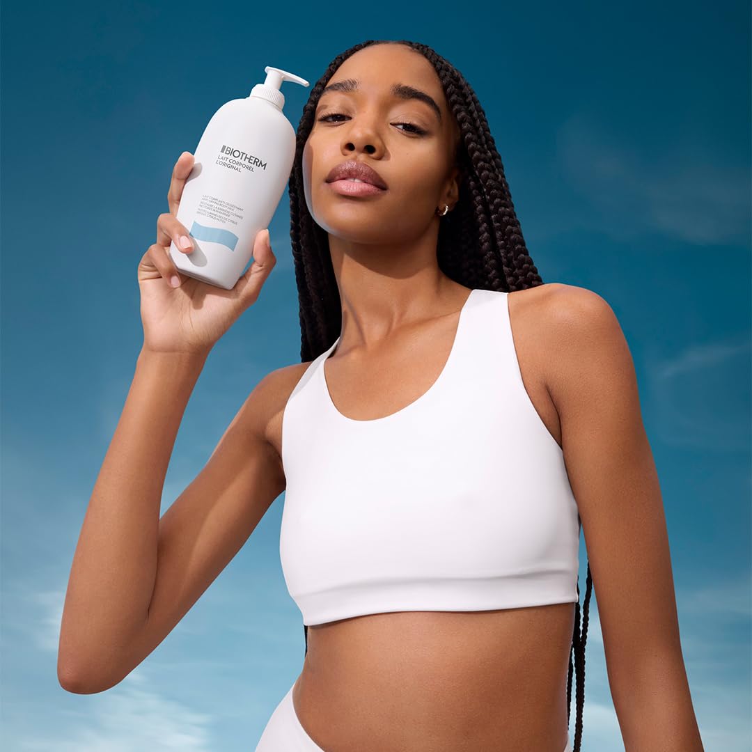 Biotherm close-up of lotion texture, silky milk showing quick absorption benefit