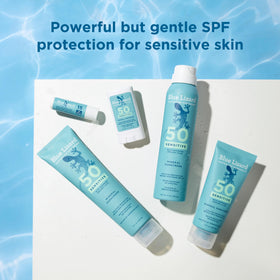 Blue Lizard spray with organic aloe leaf emphasizing soothing benefit