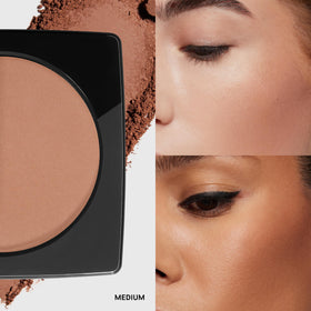 Bobbi Brown pan close-up revealing matte powder texture for smooth blending