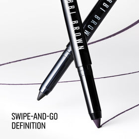 Bobbi Brown creamy liner swatch demonstrating blendable matte color payoff