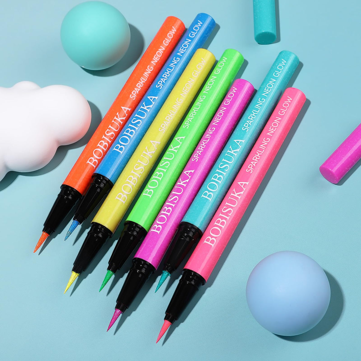 BOBISUKA compact travel shot illustrating portable design and convenience