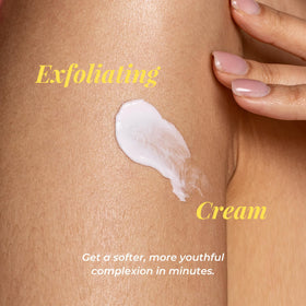 BODY & EARTH # LOVE hand holding tubes for size comparison and easy daily use