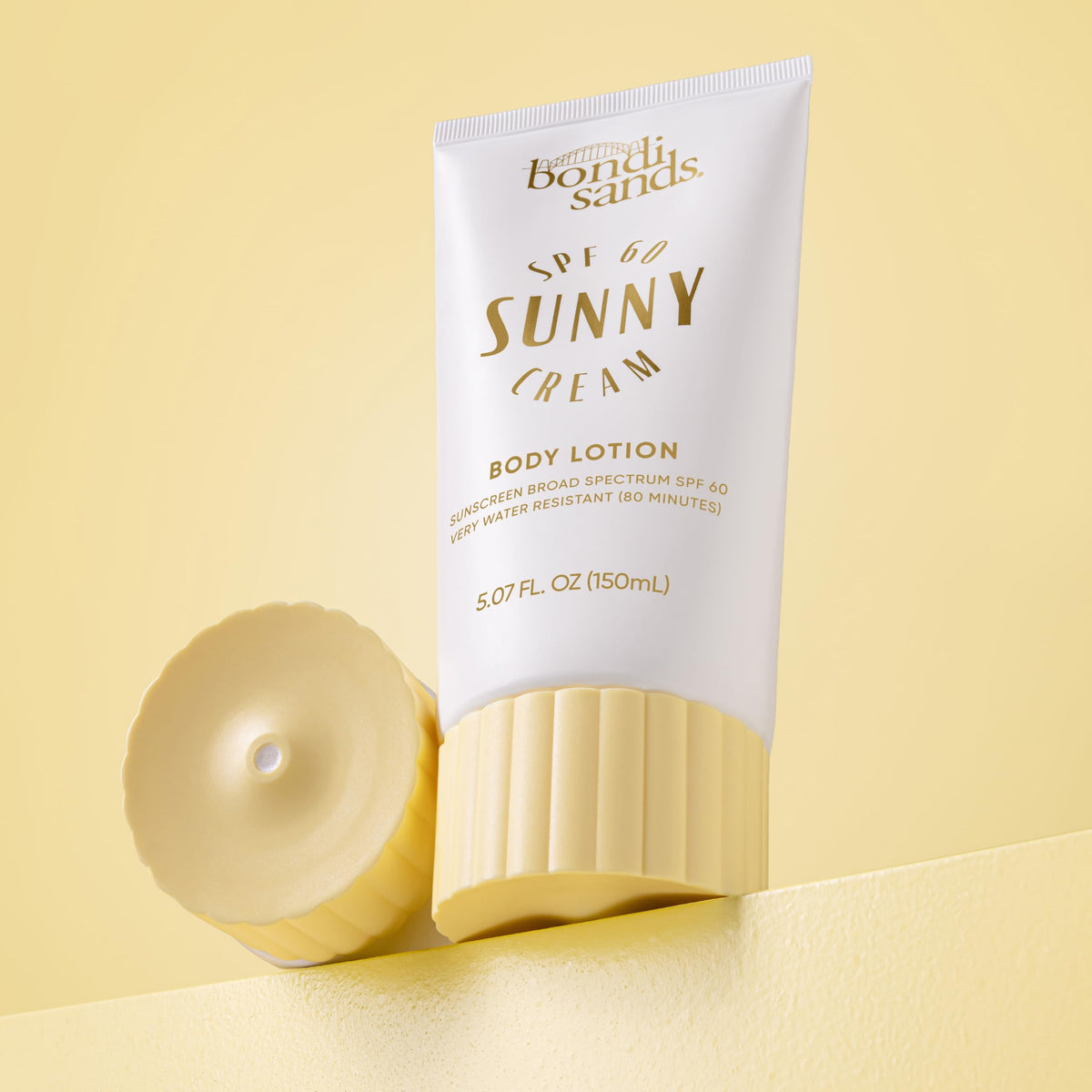 Bondi Sands ingredient illustration with hibiscus and vitamin E for hydration benefit