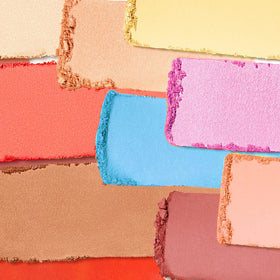 BONNIE CHOICE applied on model eye demonstrating vivid color and blendability