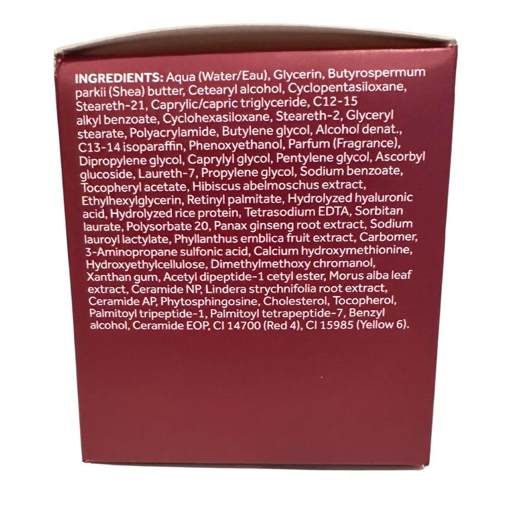 Boots No7 jar label close-up highlighting product name and details