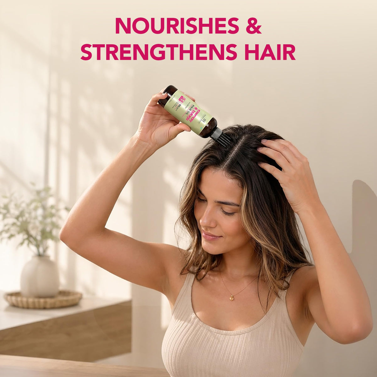 Botanic Hearth oil texture pouring to demonstrate lightweight absorption benefit