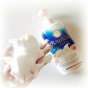 Bouncia pump in use in shower showing easy dispensing and gentle cleanse