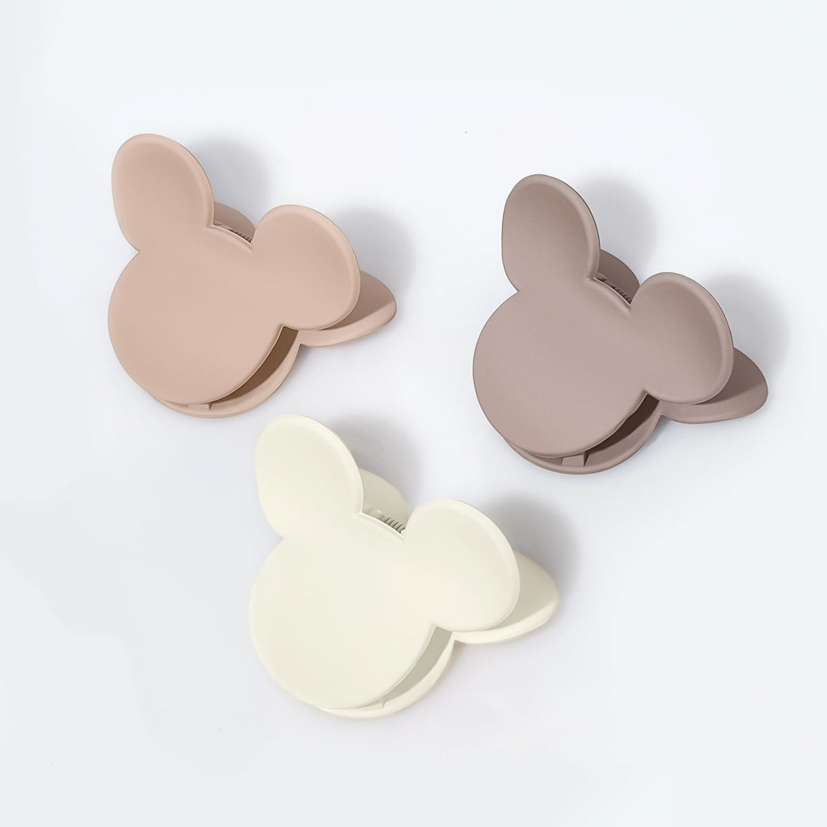 BOUNIQ clip in a purse pocket showing travel-ready compact design and quick on-the-go fix