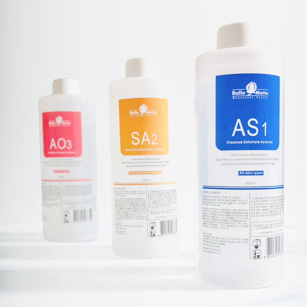 BRÜUN AS1 solution close-up showing liquid texture and gentle cleansing benefit