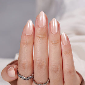BTArtbox almond close-up showing gel polish layers and salon-like sheen benefit
