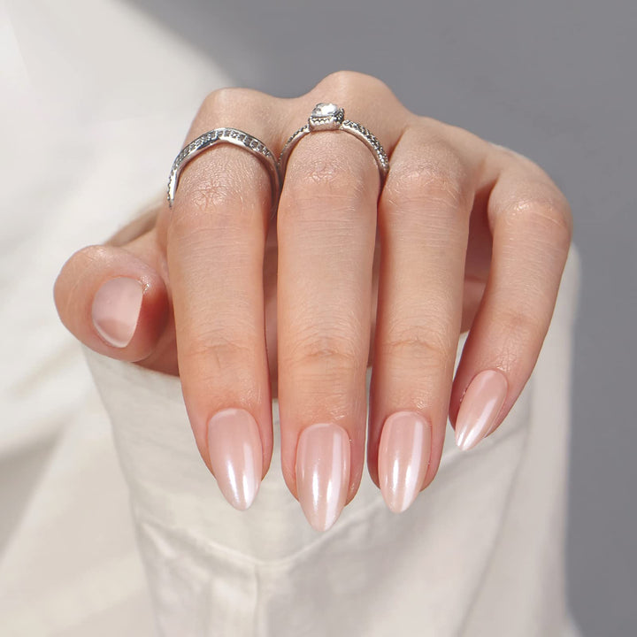 BTArtbox almond front packaging showing 32-piece nude press on nails and glossy finish