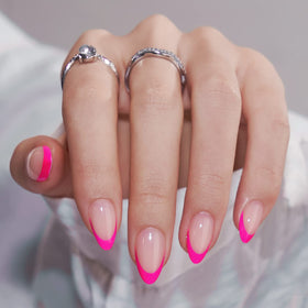 BTArtbox close-up of gel polish layers highlighting handcrafted finish and gloss