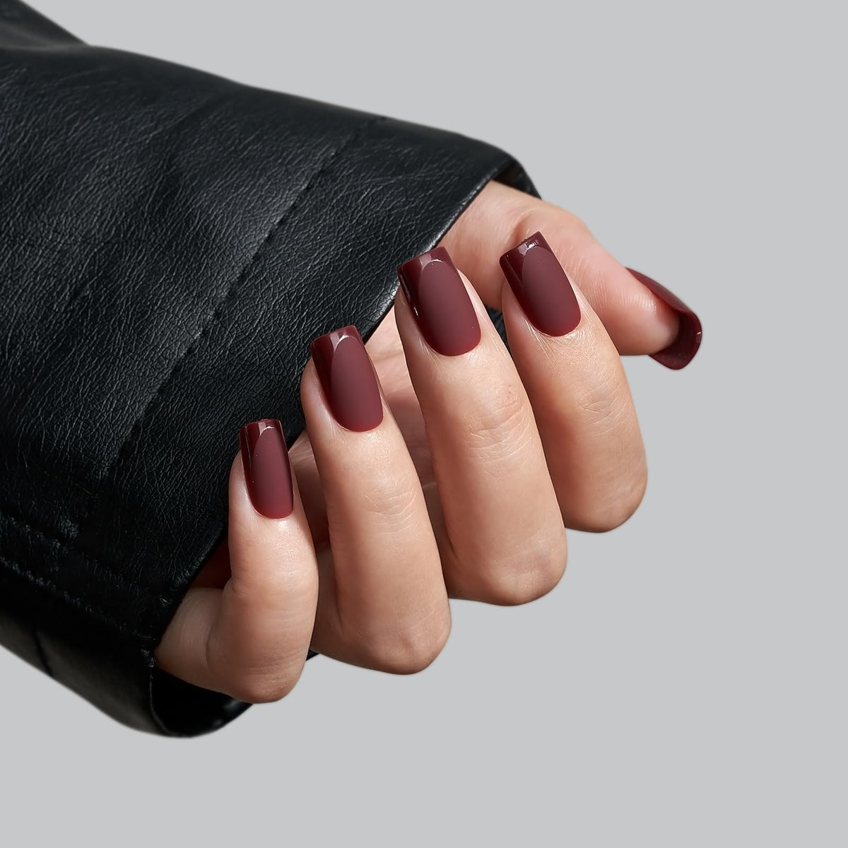 BTArtbox close-up of glossy French tips highlighting gel shine
