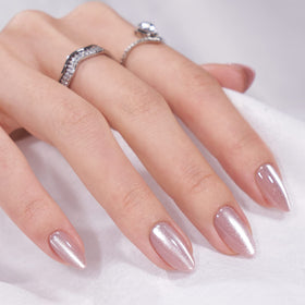BTArtbox close-up gel texture highlighting cat eye shimmer and glossy depth