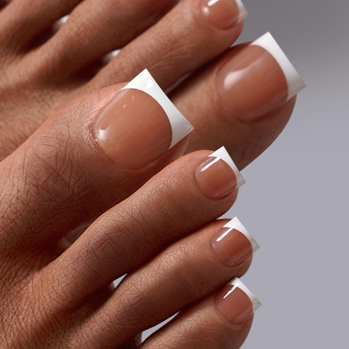 BTArtbox front package showing 30-piece kit and French tips for salon results
