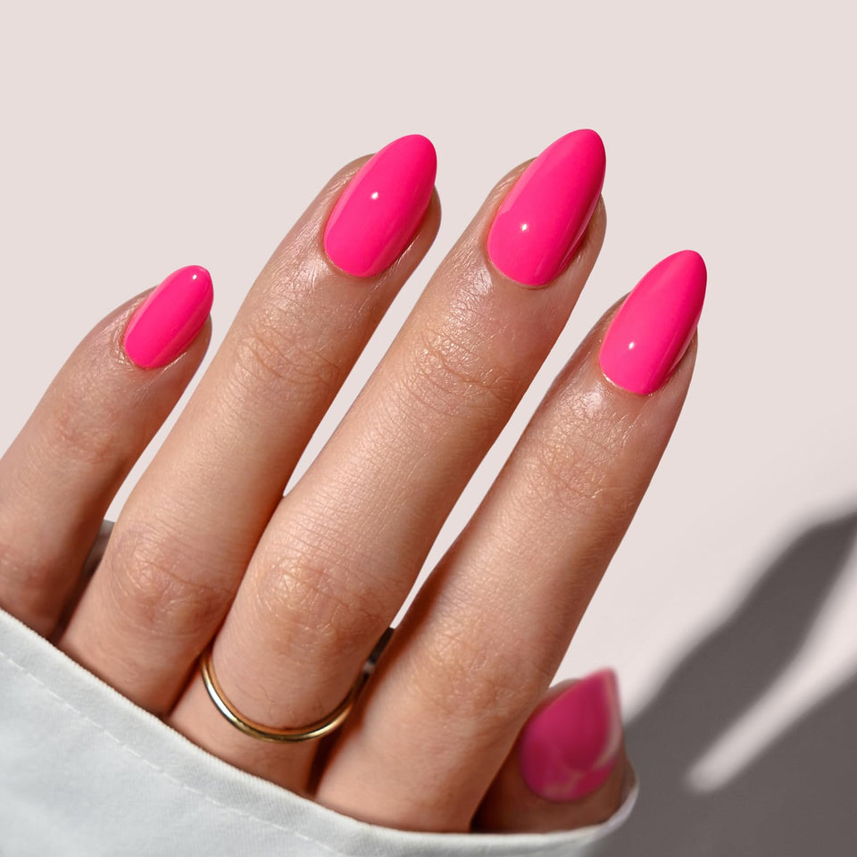 BTArtbox front packaging showing power pink nails and included kit