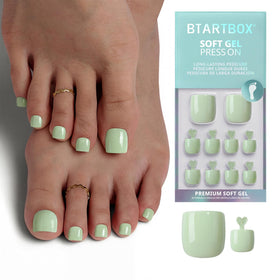 BTArtbox front packaging showing pastel green nails and kit contents, easy-start benefit
