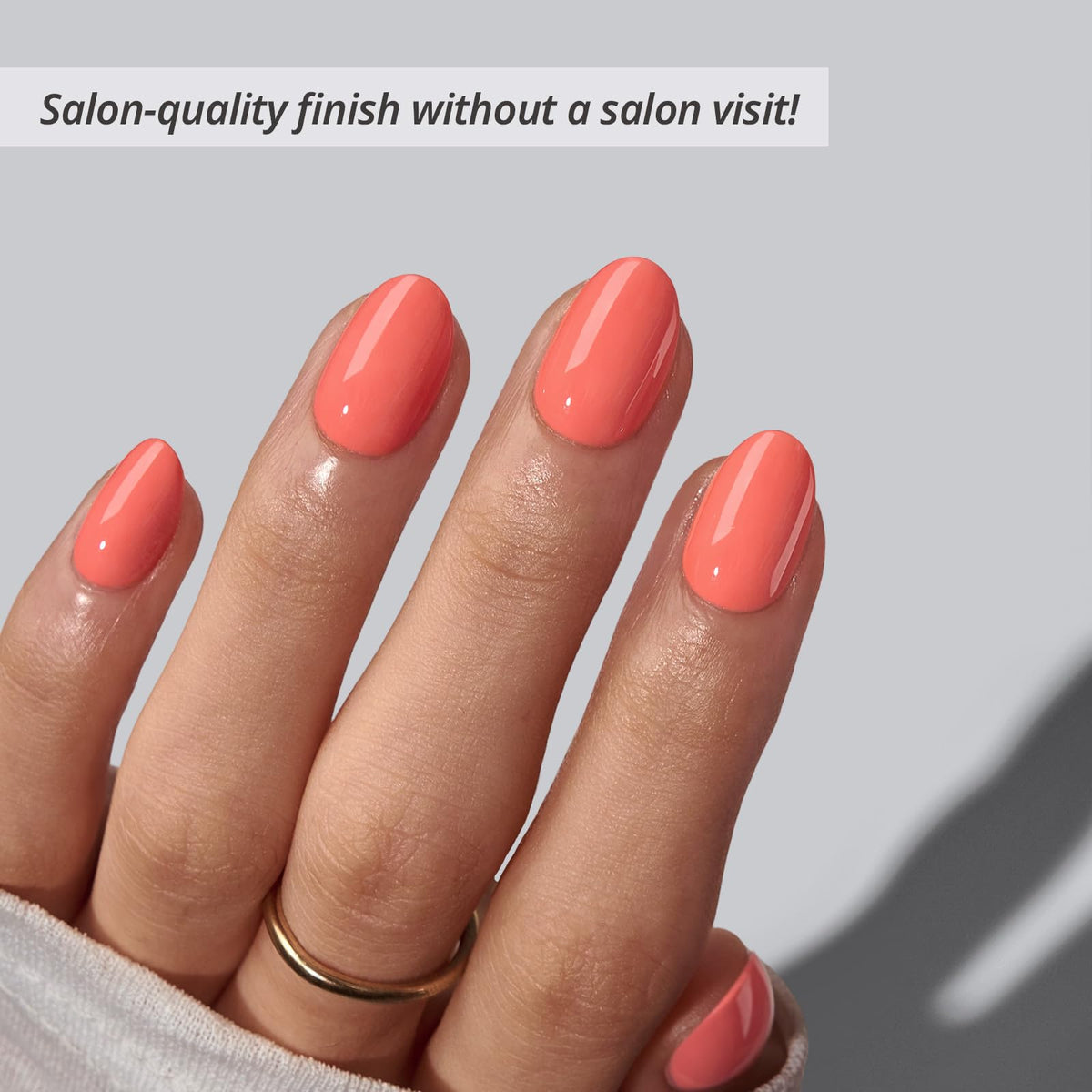 BTArtbox close-up of glossy top coat highlighting chip-resistant shine benefit