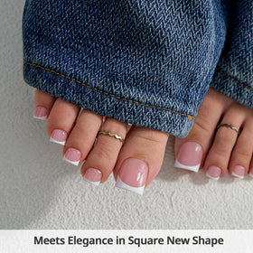 BTArtboxnails application under LED lamp showing quick curing and strong adhesion
