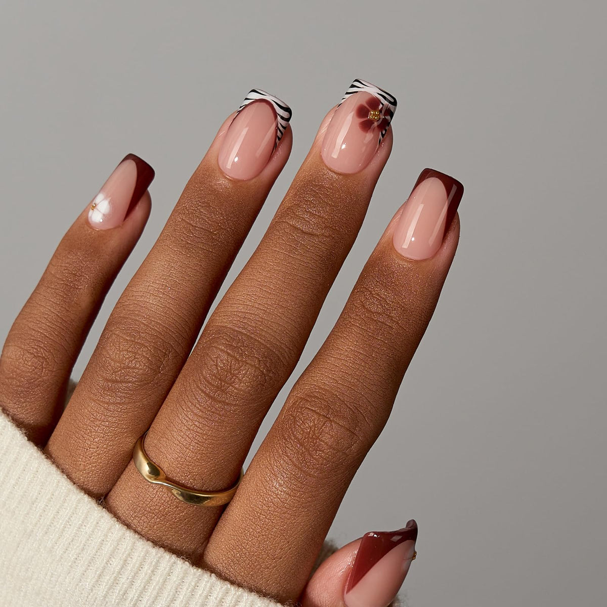 BTArtboxnails assembled set laid flat displaying size variety for perfect fit