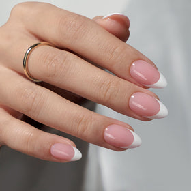 BTArtboxnails close-up of short almond XCOATTIPS highlighting texture and fit benefit