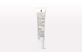 Bulldog Skincare for Men lightweight texture on fingertip for quick absorption