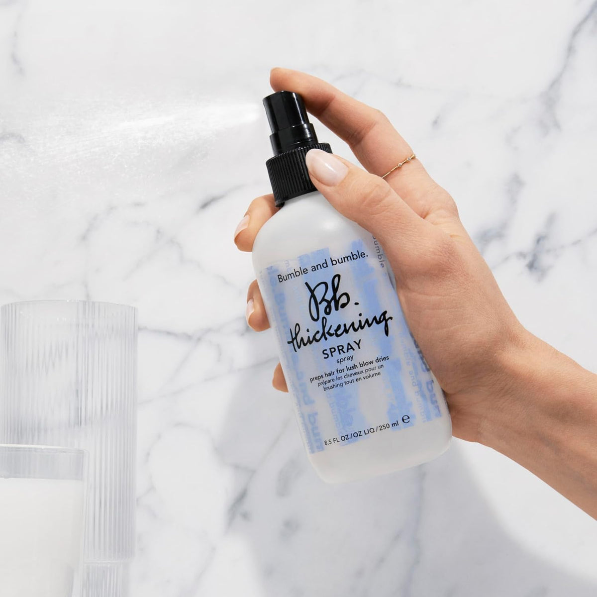 Bumble and bumble close-up nozzle delivering even mist for easy application