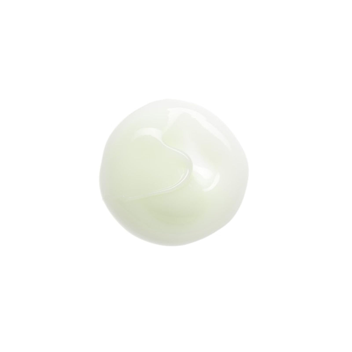 Bumble and bumble in-hands application photo demonstrating easy spreading and control
