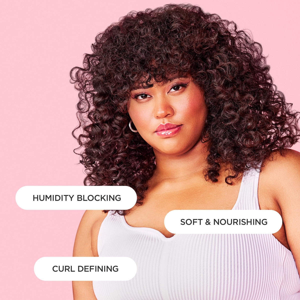 Cake Beauty Curl Crush dispensed amount on hand, demonstrates easy application