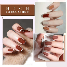 CANNI hand model wearing fall manicure, seasonal style inspiration