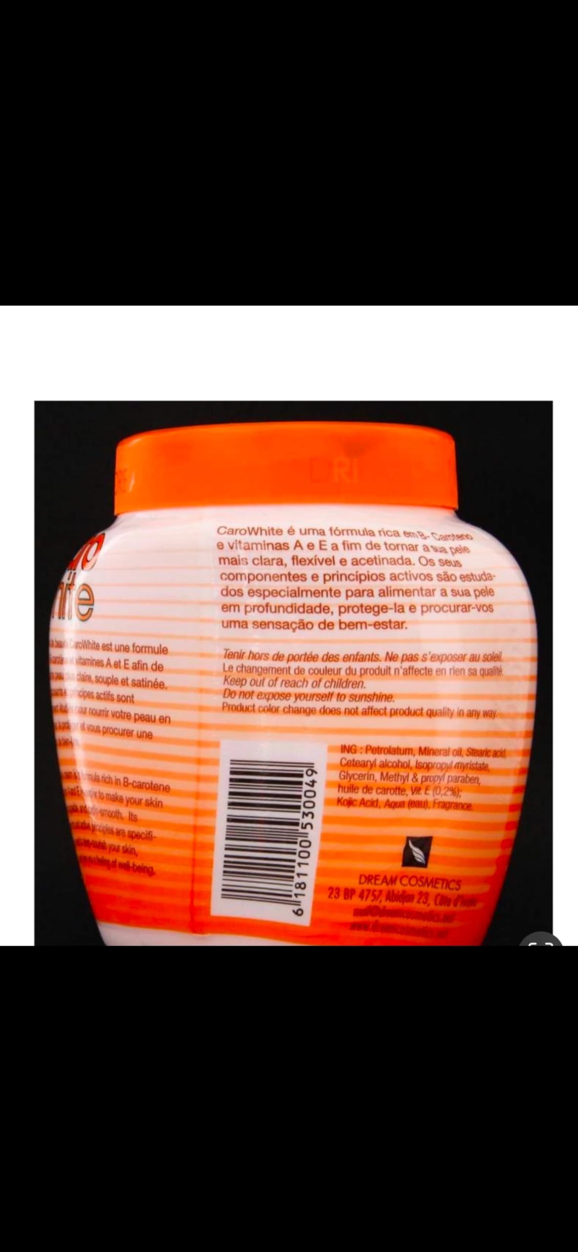 Generic Carowhite texture closeup displaying smooth non-greasy cream for quick absorption