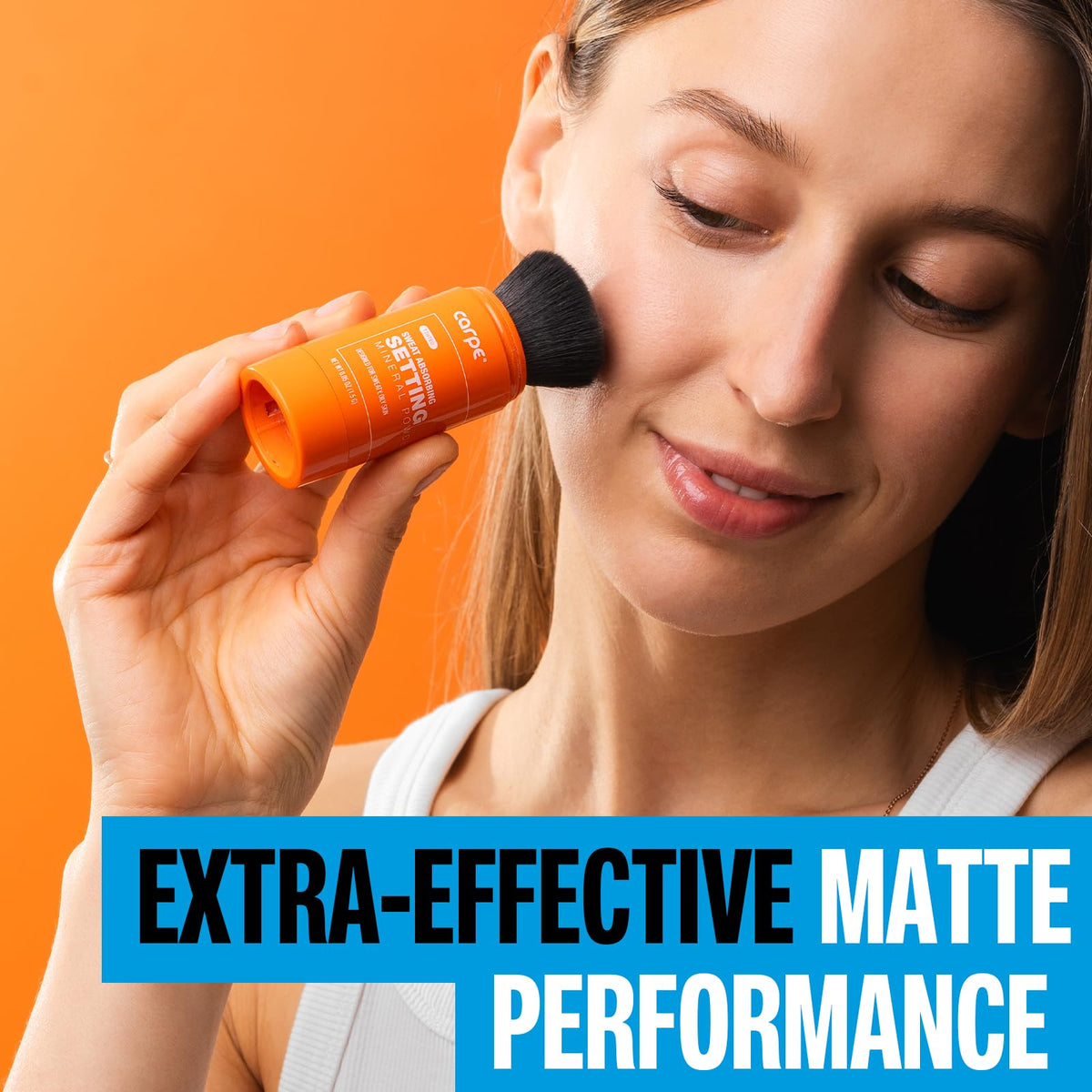 Carpe loose powder texture detail showing fine mineral finish and lightweight feel