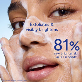 Caudalie close-up foam texture highlighting gentle exfoliation benefit