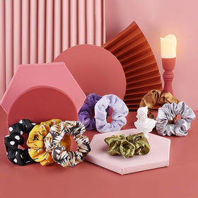 Cehomi gift box setting suggesting present-ready packaging and value