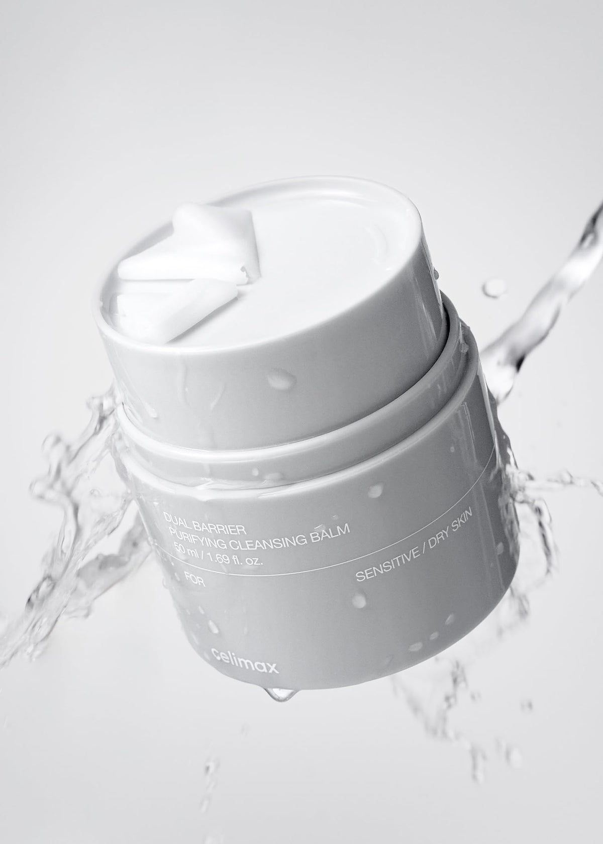 celimax texture close-up of balm melting to oil providing smooth removal