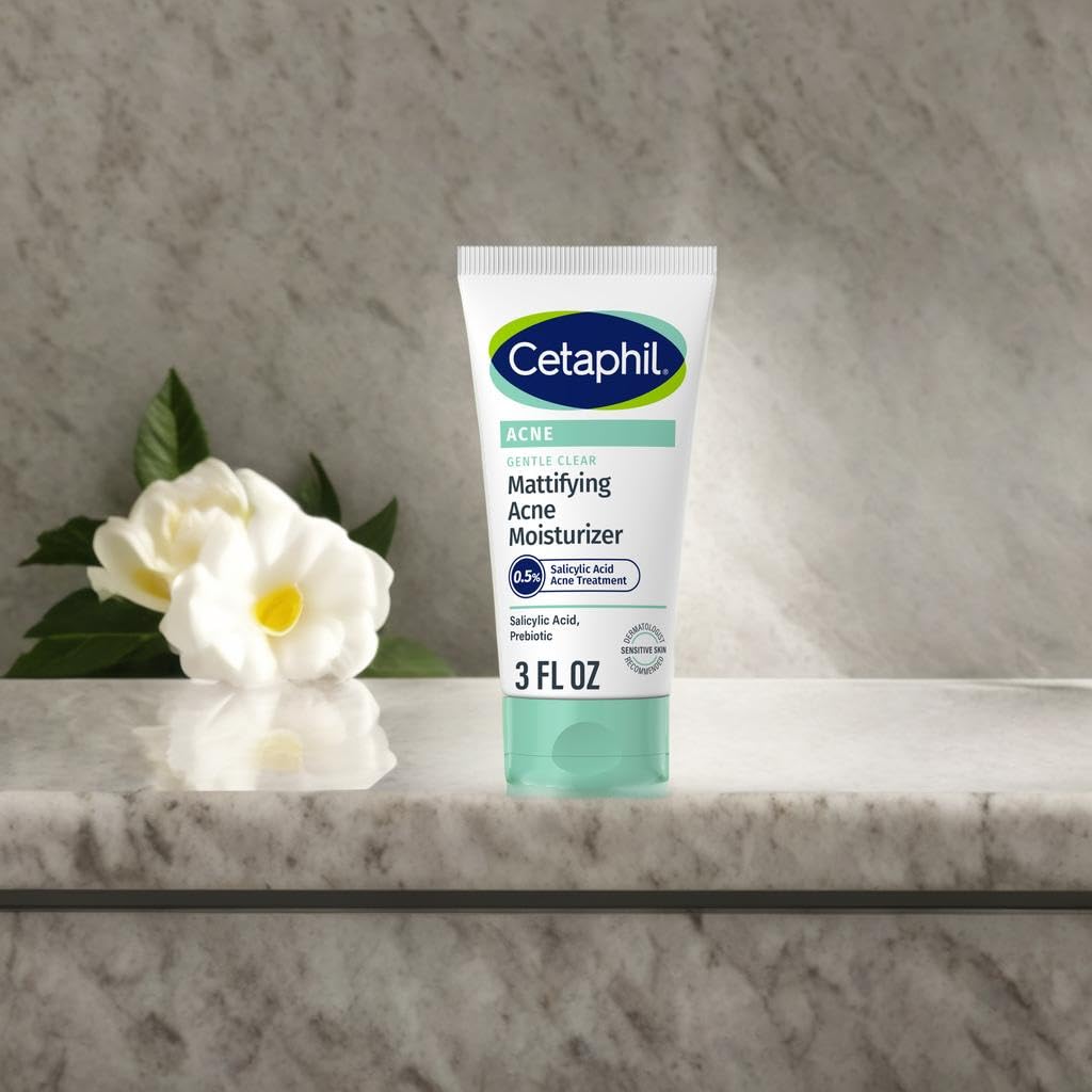 Cetaphil pea-sized amount on hand illustrating spreadable hydration