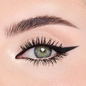 Charlotte Tilbury liner in use on inner corner delivering instant lift and glow