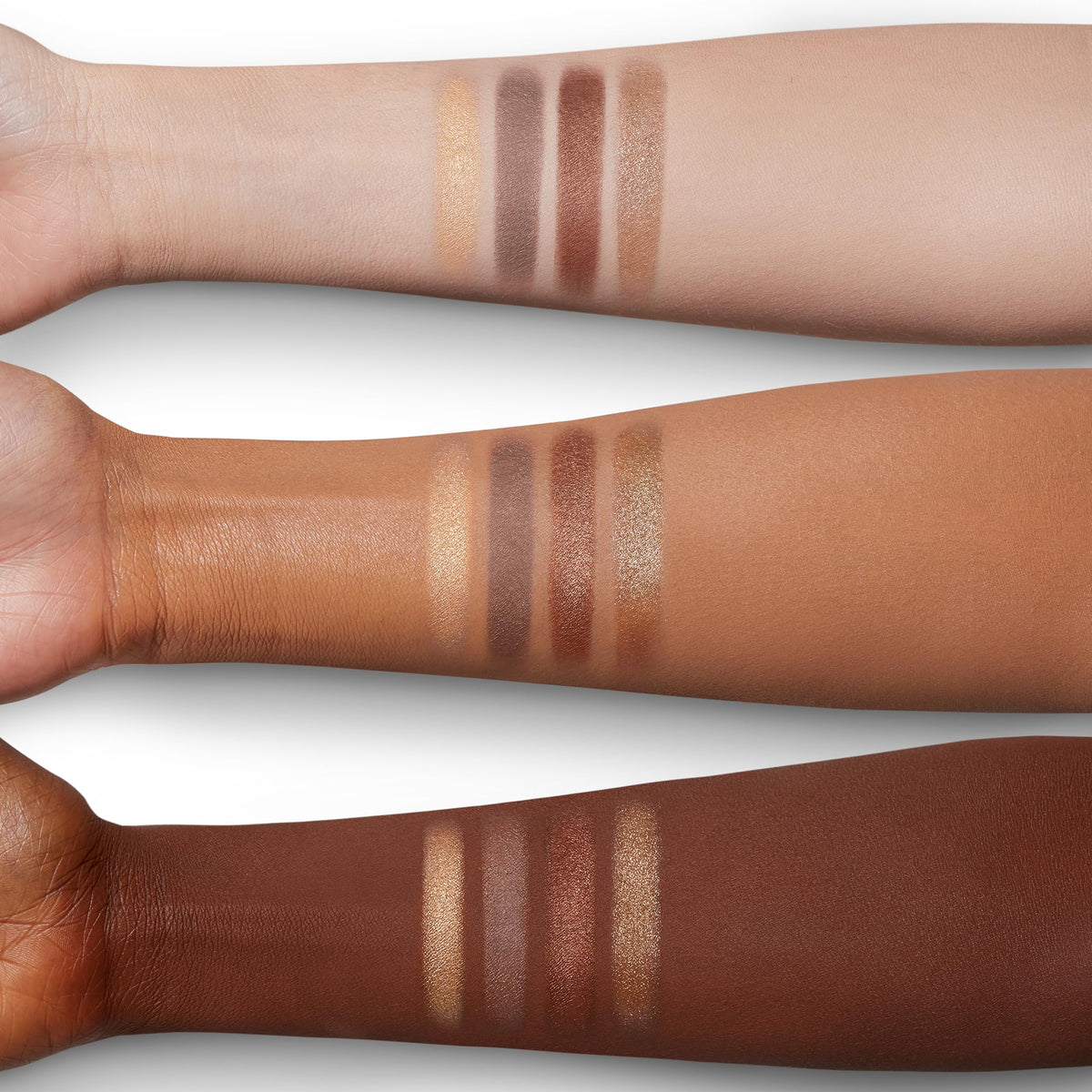 Charlotte Tilbury model daytime look using palette for natural luminous eye definition