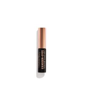Charlotte Tilbury wand curved brush close-up lifts lashes for instant volume
